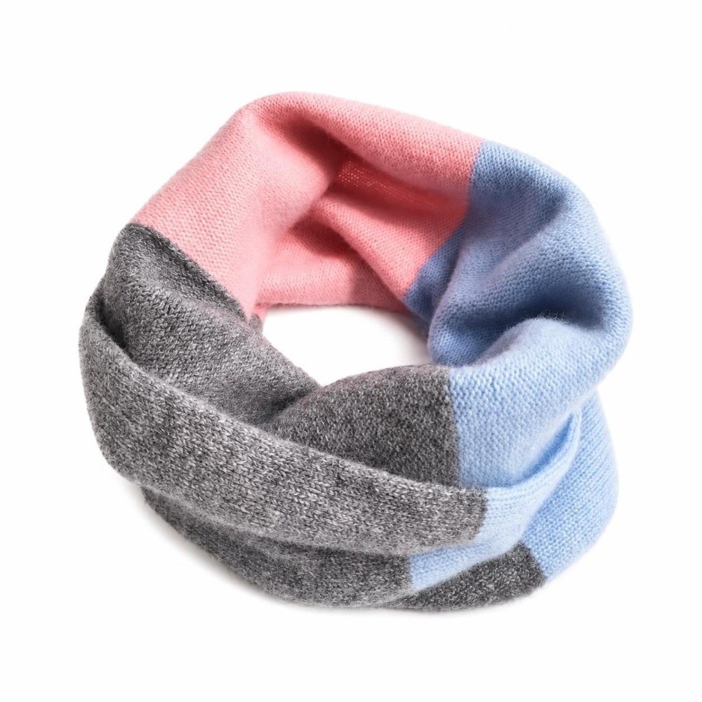 Zachte, gekleurde Infinity-sja - Infinity Scarf Knit recensie en prijs